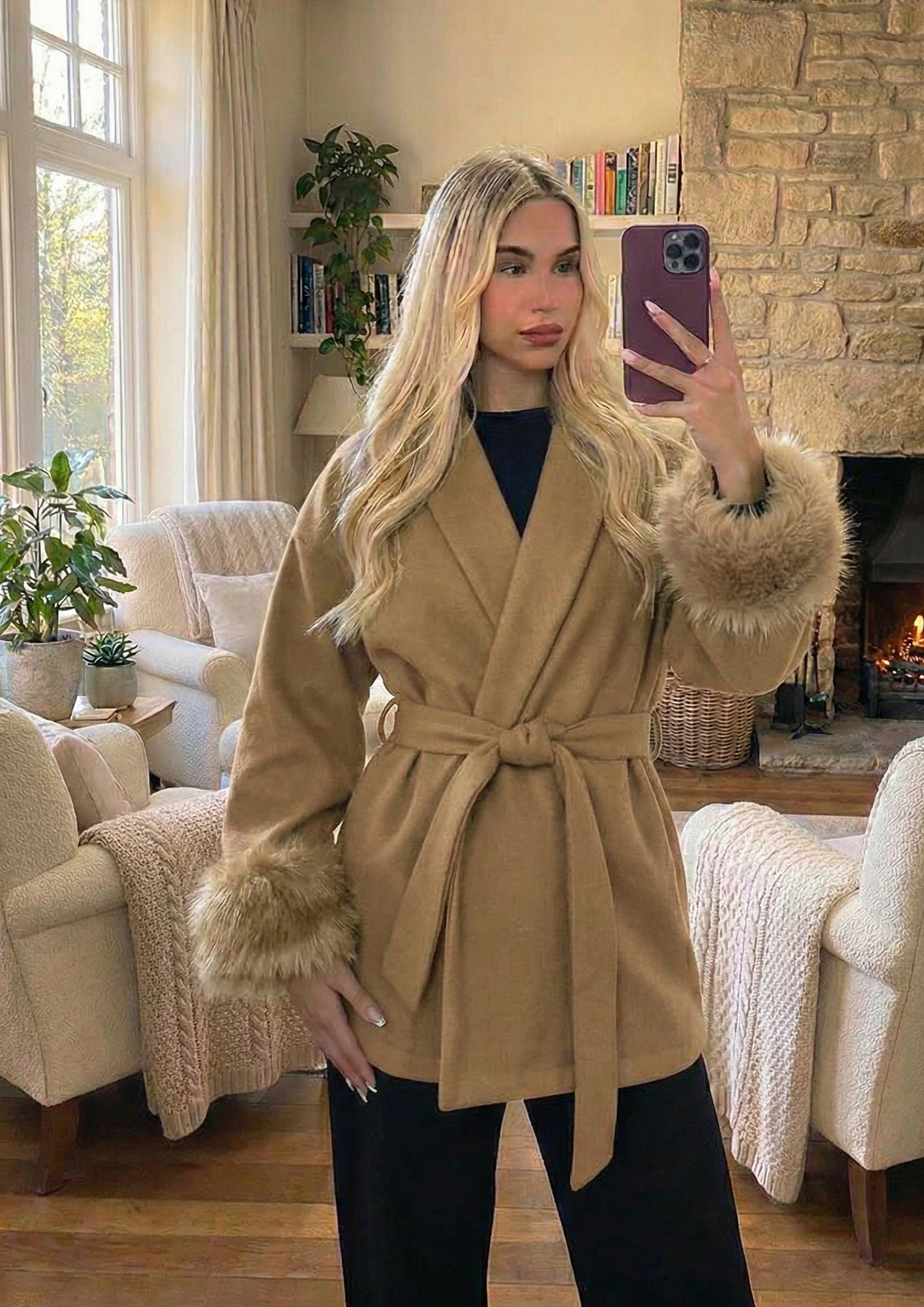 Manteau court en laine pour femme – Automne/Hiver , col V et poignets duveteux