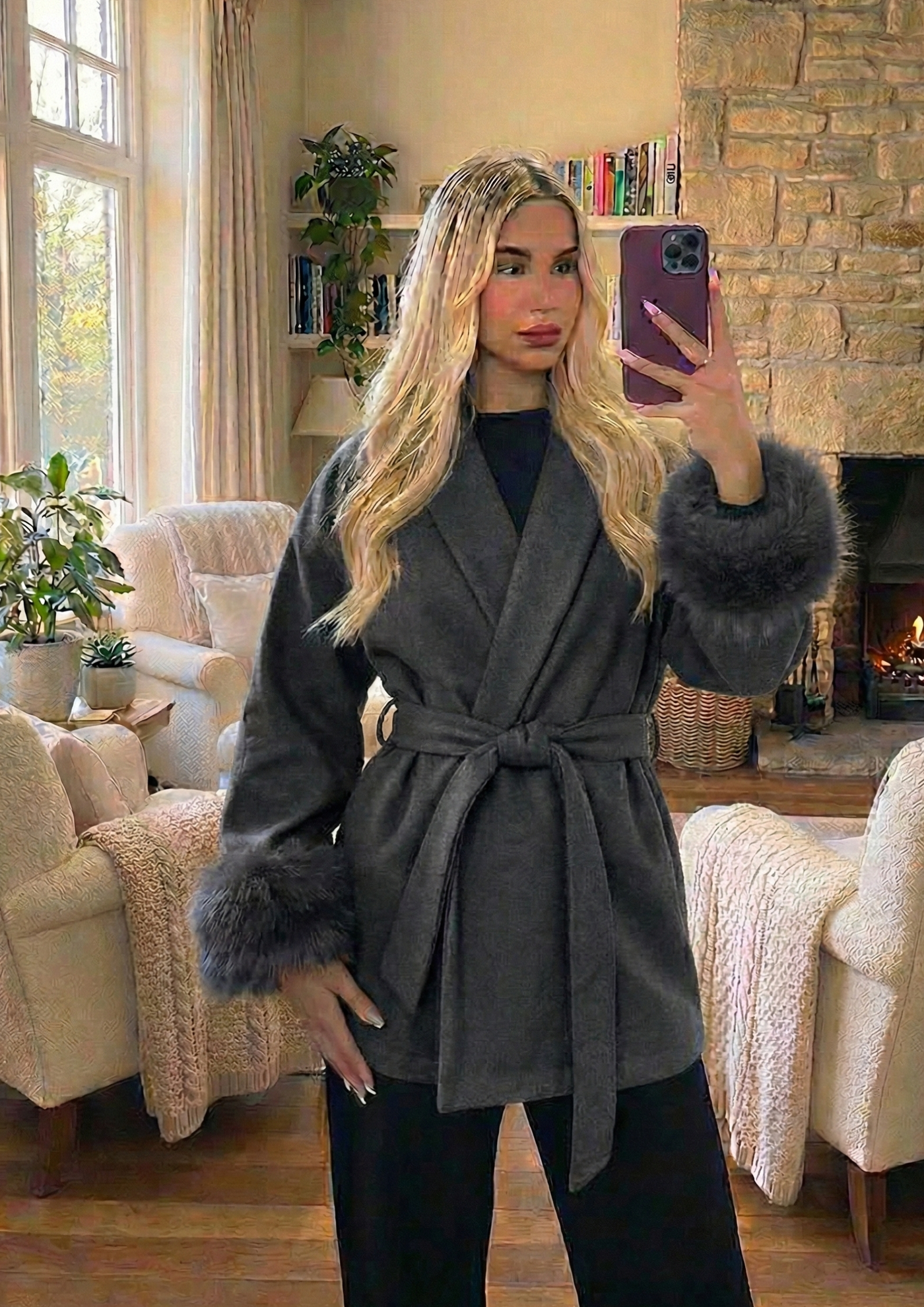 Manteau court en laine pour femme – Automne/Hiver , col V et poignets duveteux