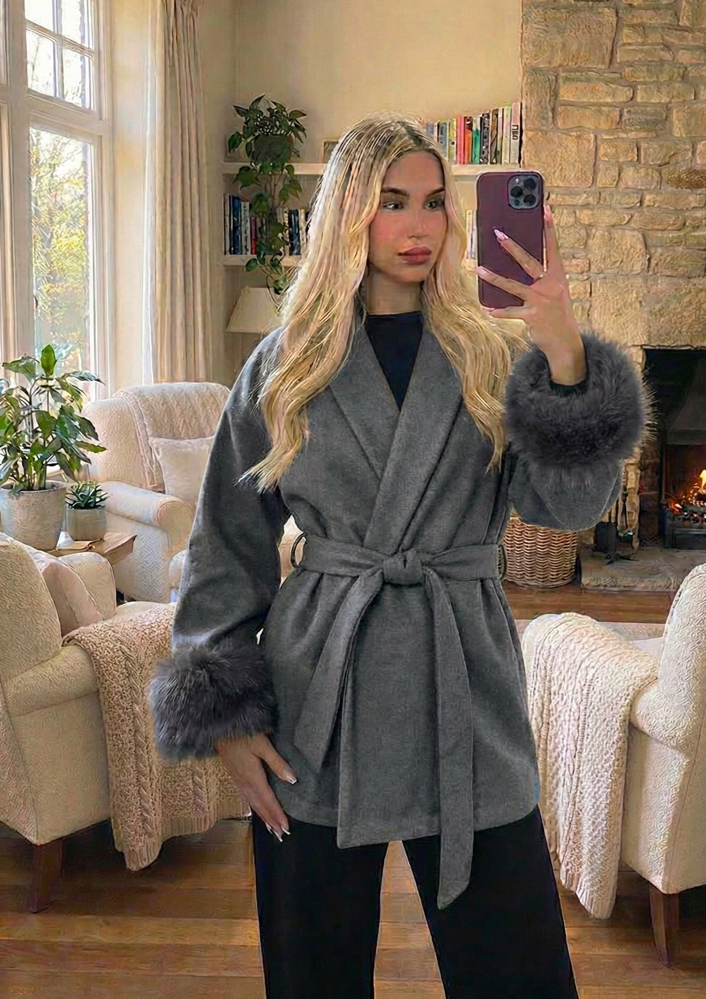 Manteau court en laine pour femme – Automne/Hiver , col V et poignets duveteux